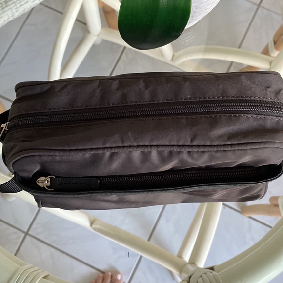 Original Penguin Toiletry Travel Bag - Picture 3 of 9